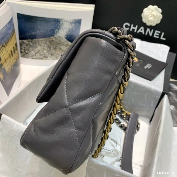 First Bag Ru FLAP BAG CHANEL 19 0809